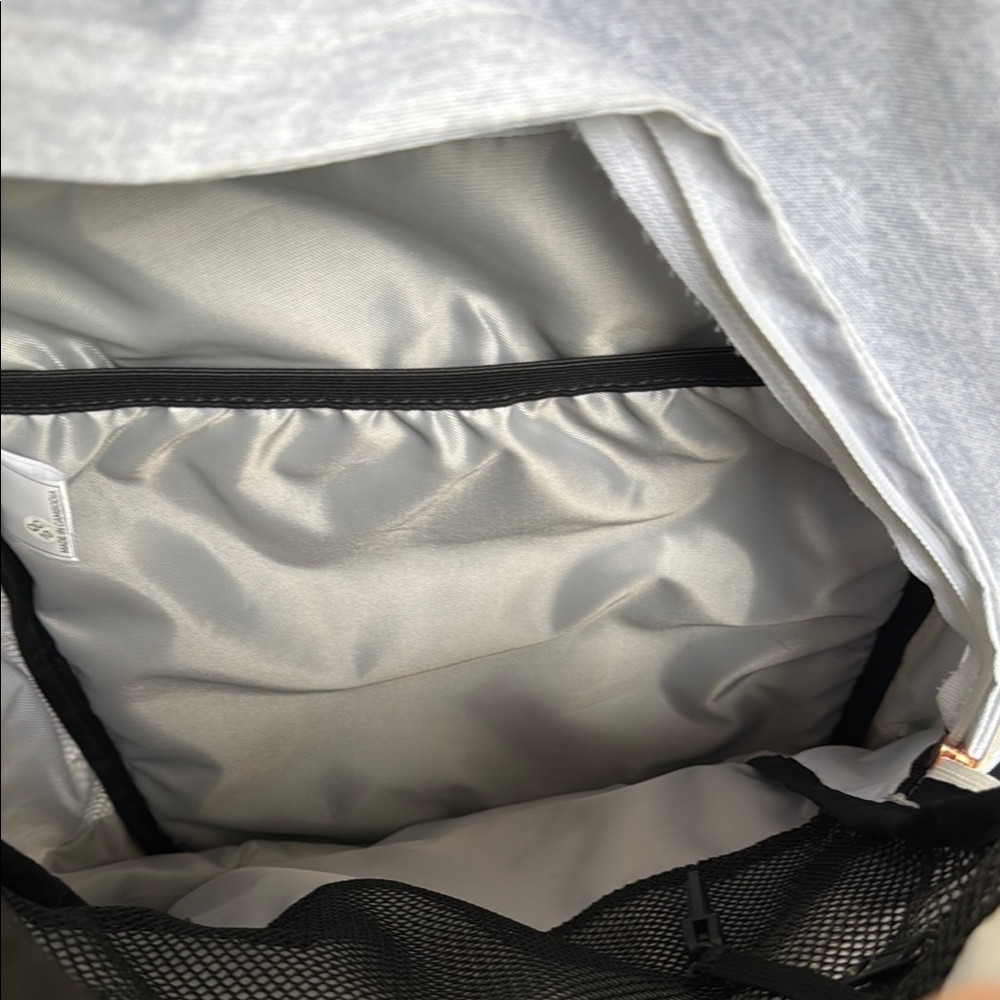 Gray Backpack - Picture 4 of 6